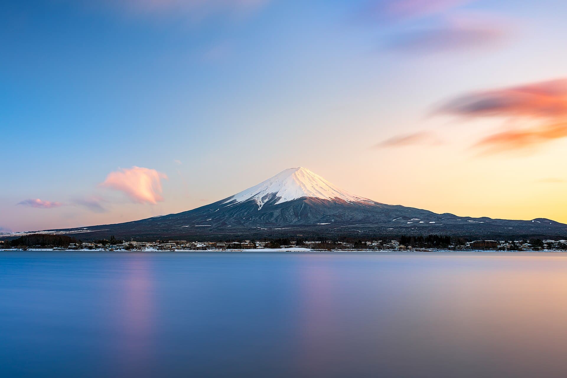 富士山5线滑雪草莓采摘一日游 — 1 / 2